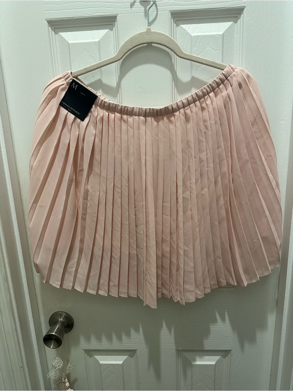 NWT Pleated Pink Women's Skirt - Banana Rebuplic